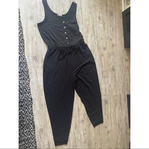 Maurices Black Jumper w/Pockets